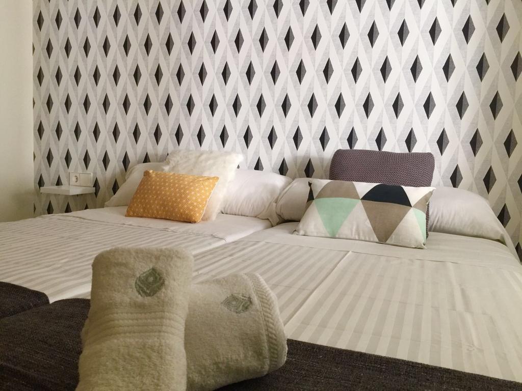 Roisa Suites Madrid Exterior foto